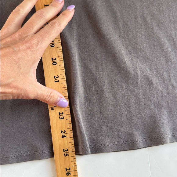 EILEEN FISHER Organic Cotton Top Sz Medium Crewneck T Shirt Cap Sleeve Gray - Picture 11 of 11